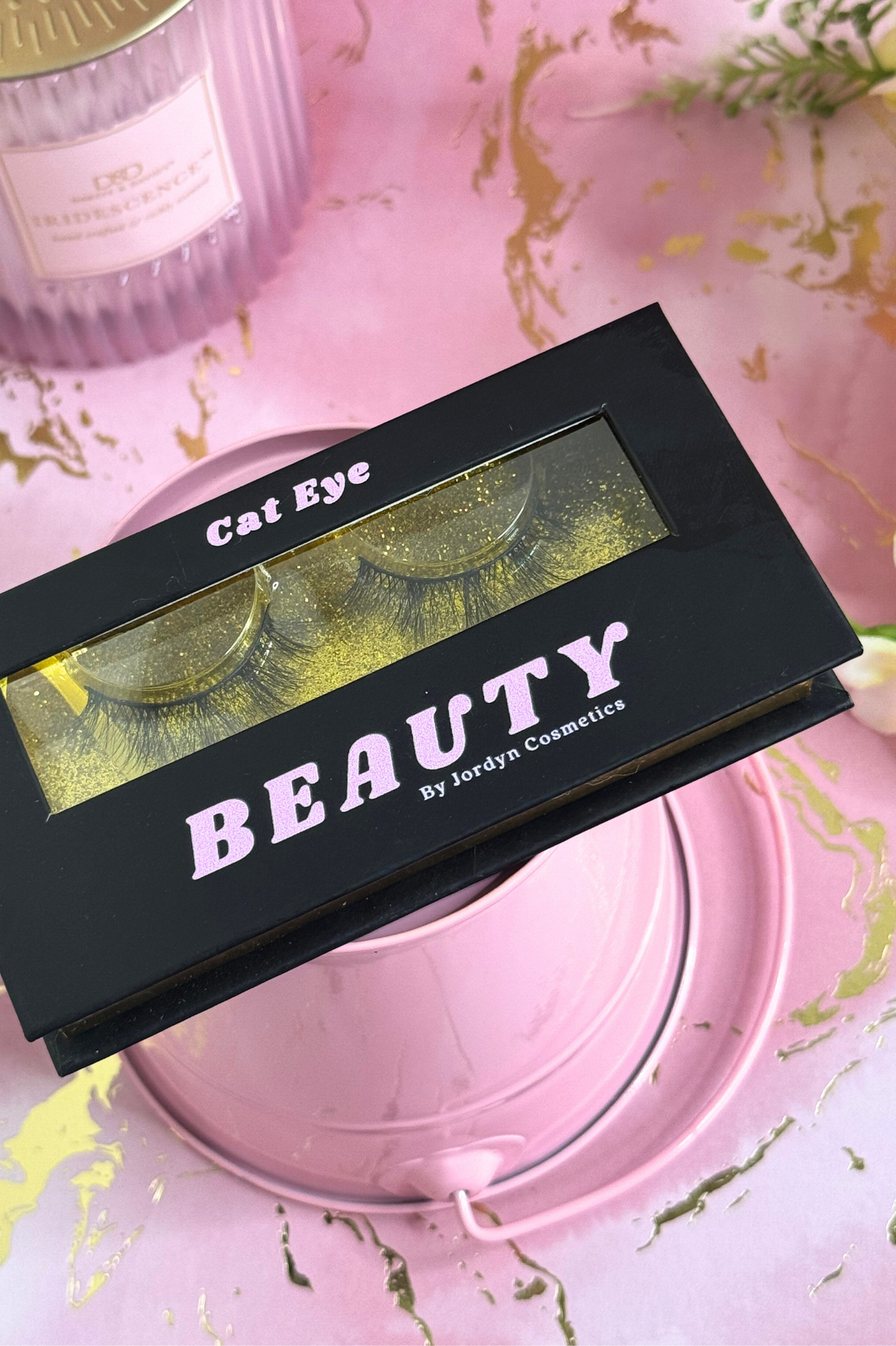 "Cat Eye" Lashes